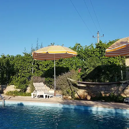 Vojaline Milna (Brac)